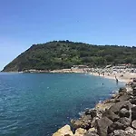 Attico Panoramico Tra E Mare Con Giardino Deluxe Appartement