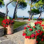 Attico Panoramico Tra E Mare Con Giardino Deluxe Appartement Pesaro