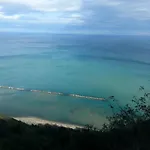 Attico Panoramico Tra E Mare Con Giardino Deluxe Appartement
