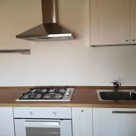 Attico Panoramico Tra E Mare Con Giardino Deluxe *