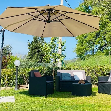 아파트 Attico Panoramico Tra E Mare Con Giardino Deluxe