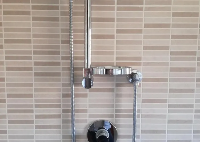 아파트 Attico Panoramico Tra E Mare Con Giardino Deluxe