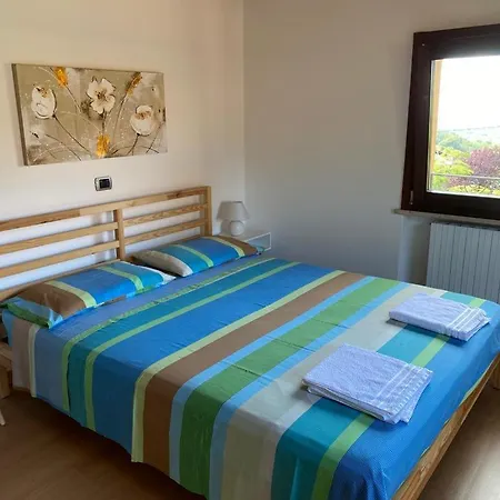 Attico Panoramico Tra E Mare Con Giardino Deluxe *